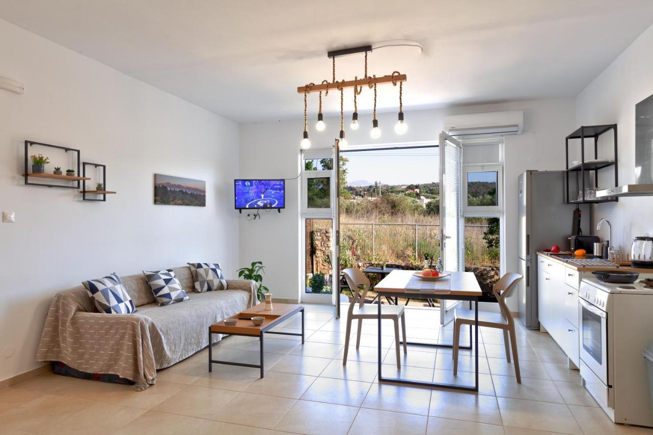 Livingfy Apt With Mountain View & Garden Вамос Екстериор снимка