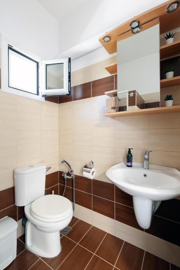 Livingfy Apt With Mountain View & Garden Вамос Екстериор снимка